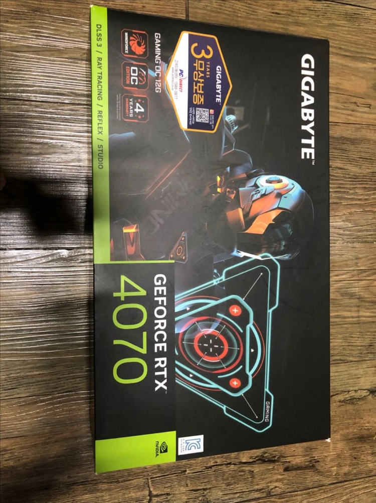 7800x3d GeForce RTX 4070 데스크탑 이미지
