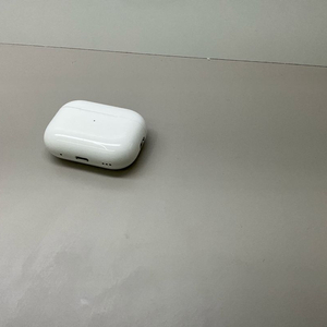 에어팟 프로2 8핀 이미지