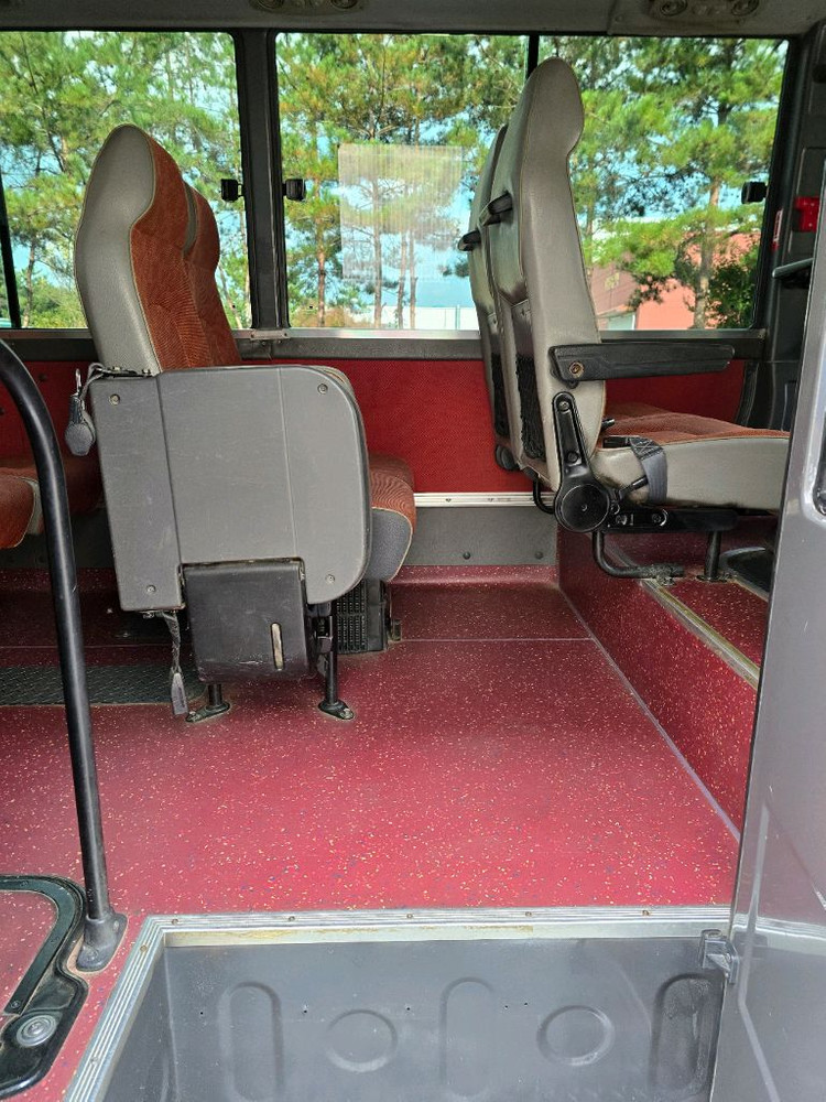 현대 뉴카운티 2014년식25인승롱바디 대형버스 이미지