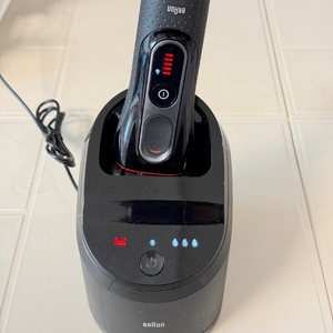 브라운 5 시리즈 면도기 판매합니다