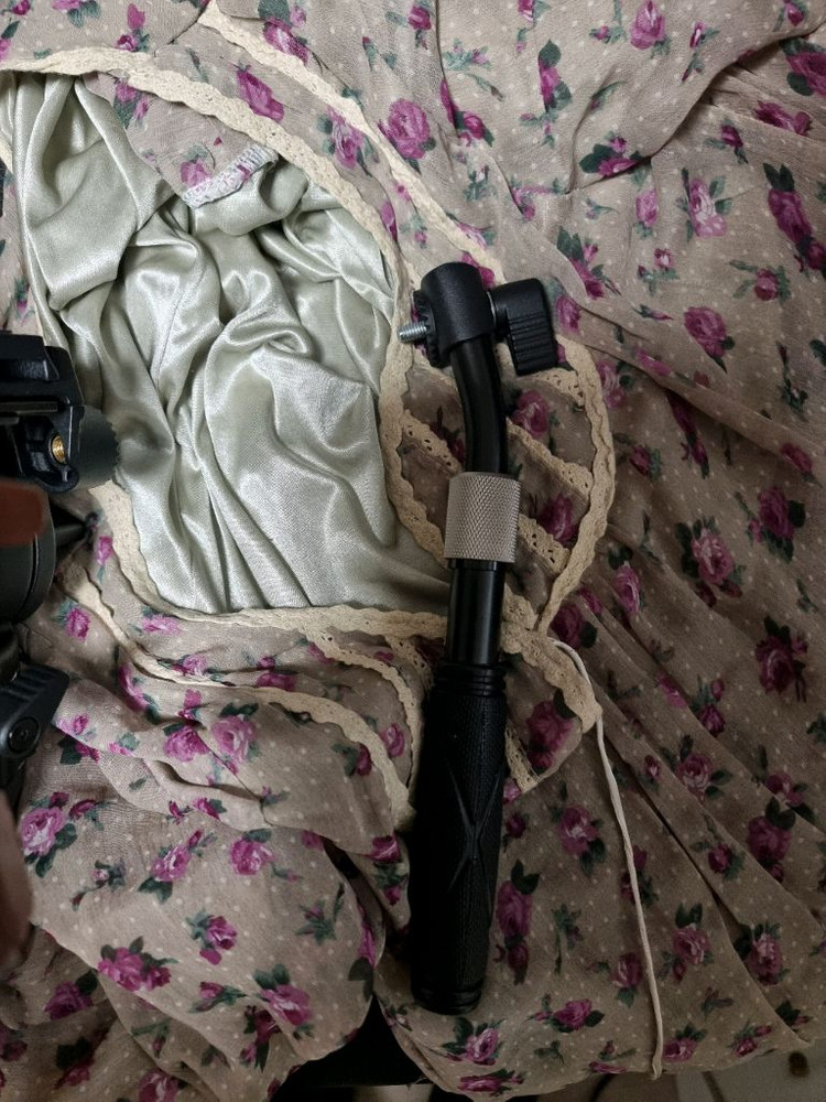 카이어 N15 삼각대 유압식 헤드 팝니다. 이미지