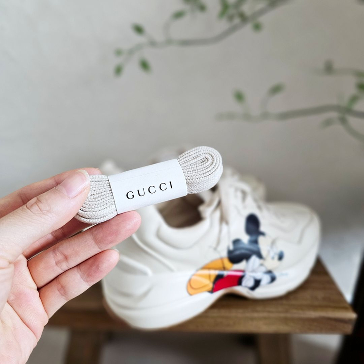 [구찌정품] 디즈니 미키마우스 라이톤 스니커즈 판매합니다. 이미지