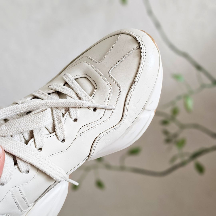 [구찌정품] 디즈니 미키마우스 라이톤 스니커즈 판매합니다. 이미지