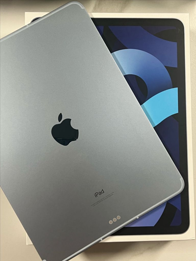 아이패드에어4세대 256GB(셀룰러) + 애플펜슬2세대 (완전거의새것 60만)--1