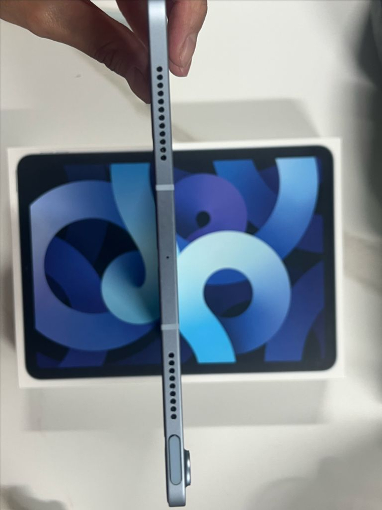 아이패드에어4세대 256GB(셀룰러) + 애플펜슬2세대 (완전거의새것 60만)--3