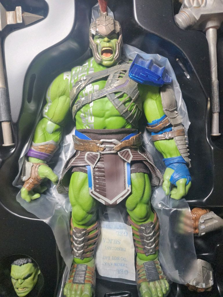 메즈코 헐크 라그나로크 팝니다. 1/12액션피규어--2