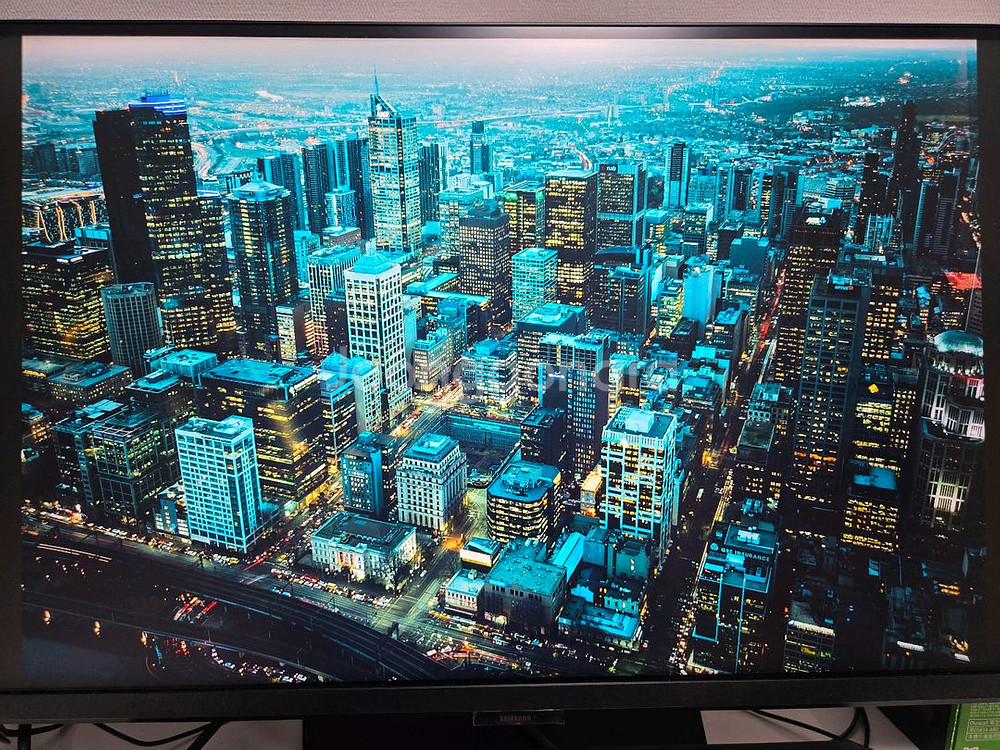 삼성전자 오디세이 G7 S27DG700 4K(UHD) 144hz 27인치 모니터 팝니다!--4