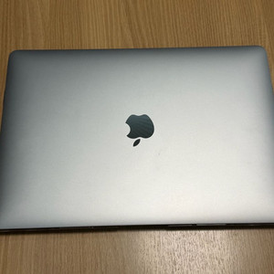 맥북에어 M1 13인치 16GB / 256 / 스페이스 그레이