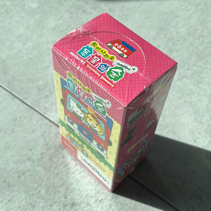 미개봉 동물의 숲 산리오 아미보 카드 1박스 한글판 정발 모동숲 이미지