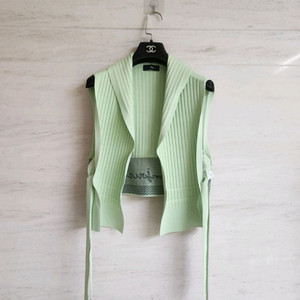 (새상품)오즈세컨 골지니트 베스트 프리사이즈