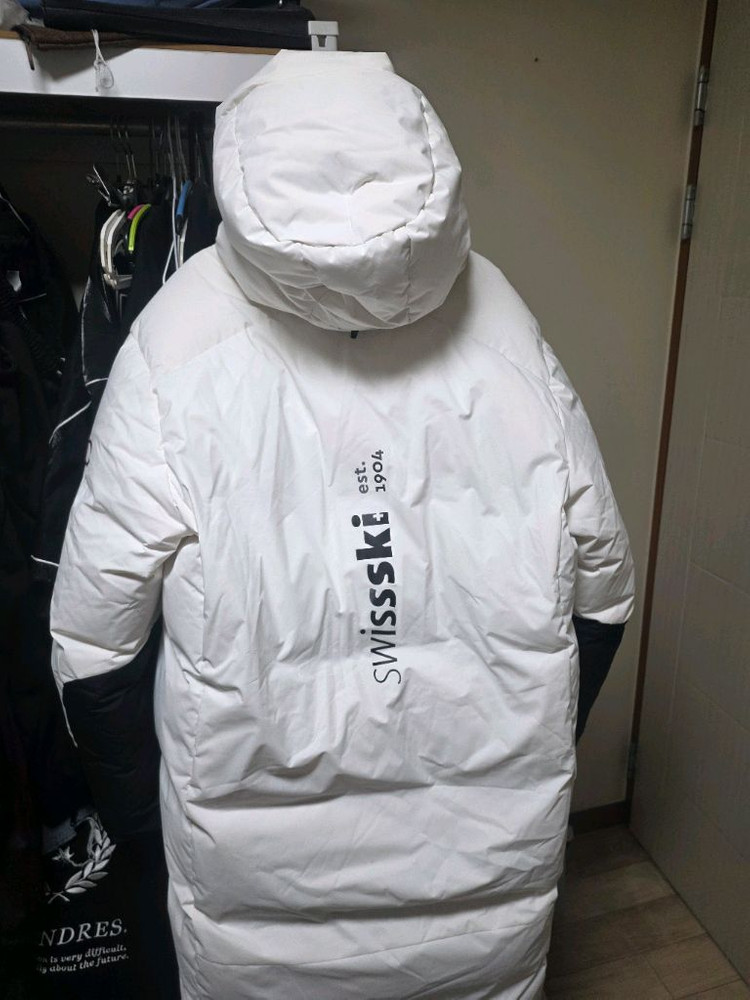 데상트 아우디 스키팀 롱패딩--2