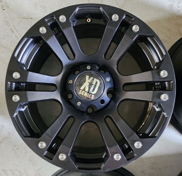 슈거레이 몬스터XD 16인치 휠, 렉스턴 16인치 휠--2