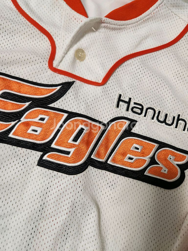 한화 이글스 유니폼 (김광수)사이즈 줄자 사진 참조여러 중고사이트에도 같이 판매하고 있어서 삭제되면 팔린거에요~오염--1