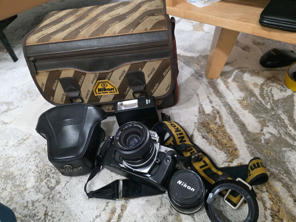 니콘 FM2 필름카메라 + 50mm f/1.8 렌즈 풀세트--8