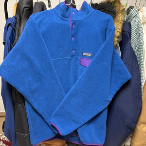 파타고니아 신칠라 스냅티 풀오버 M사이즈