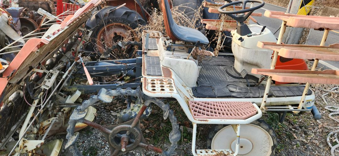 장기간 방치 미사용 대동 S3-680 승용이앙기 사륜구동 4WD 운반차 작업기 작업차--3