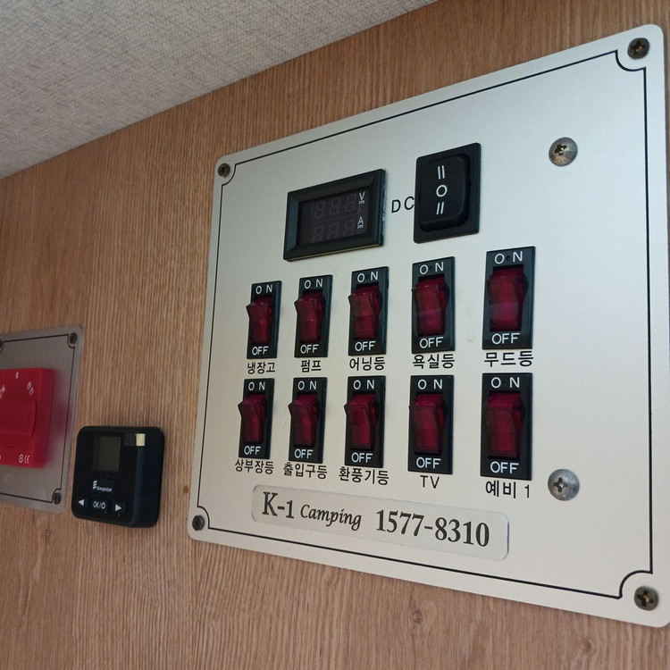 캠핑카 k1업체 팝니다 이미지
