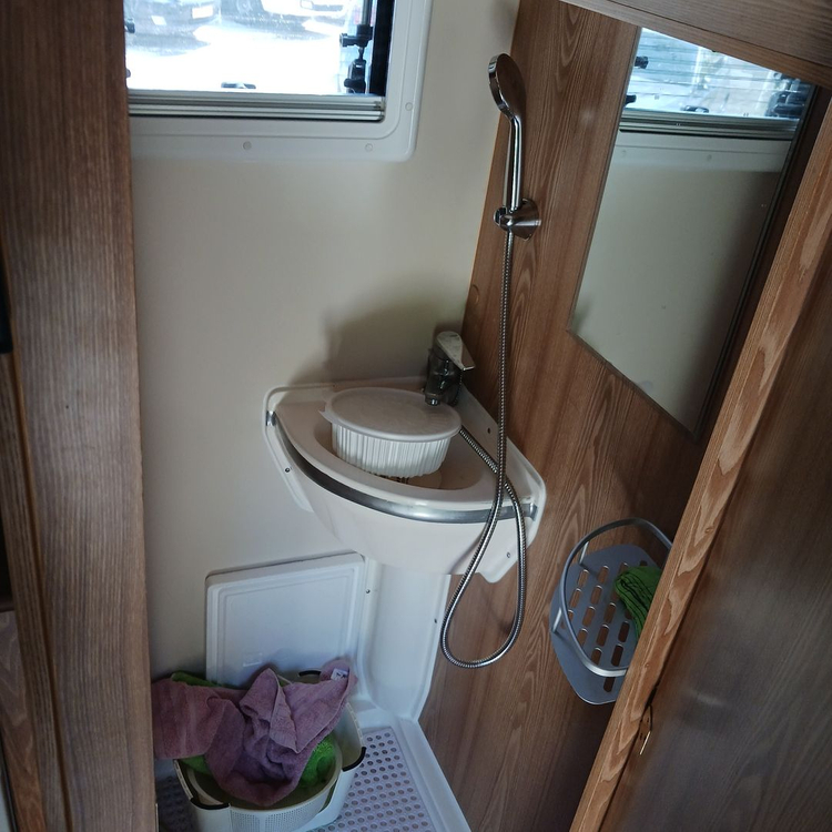 캠핑카 k1업체 팝니다 이미지