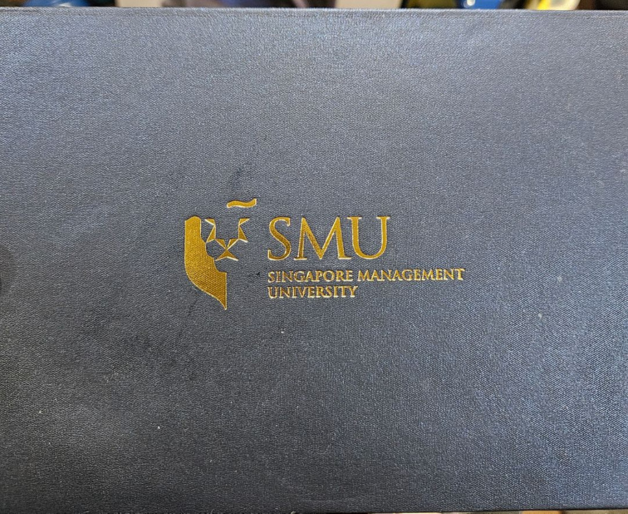 싱가포르 SMU 대학교 기념 메탈 북마크/소품 세트 (해외 대학 굿즈)--1