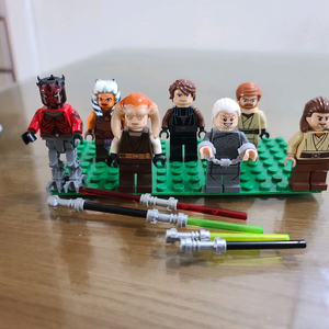 레고 스타워즈 미니피규어 팔아요