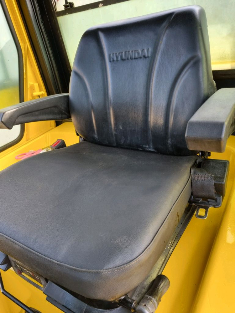 현대 포렉스 4.5톤 자동발 디젤중고지게차 이미지