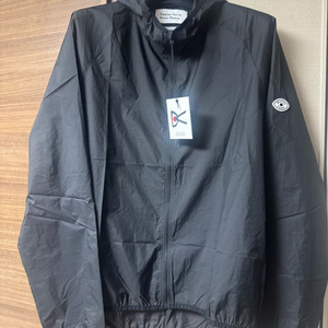 디스트릭트비전 DWR 윈드자켓 블랙 라지 팝니다