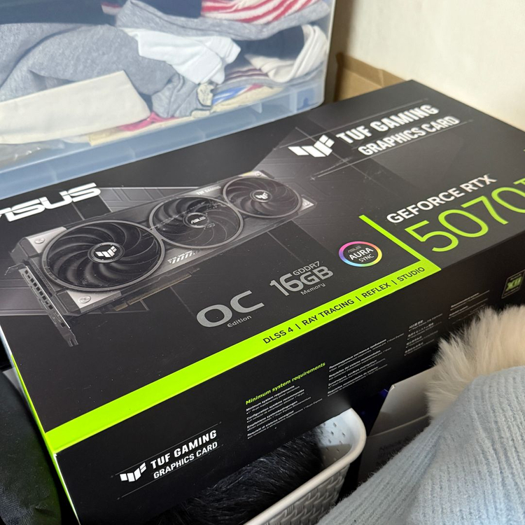 ASUS TUF Gaming 지포스 RTX 5070 Ti OC D7 16GB 그래픽카드(미개봉)--1