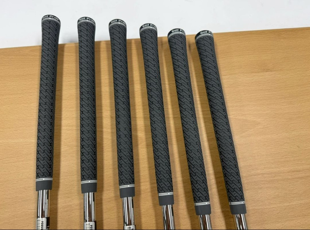 p790 5세대 거의새상품 이미지