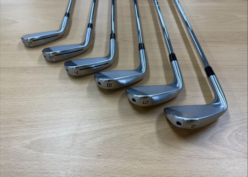 p790 5세대 거의새상품 이미지