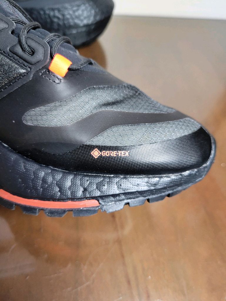 (새상품) 아디다스 울트라부스트 고어텍스 카본블랙--3