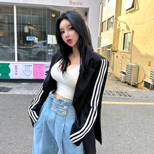 배색 트랙 오버핏 패드 자켓 이미지