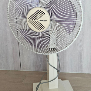 골드스타 레트로 선풍기 판매합니다. 이미지
