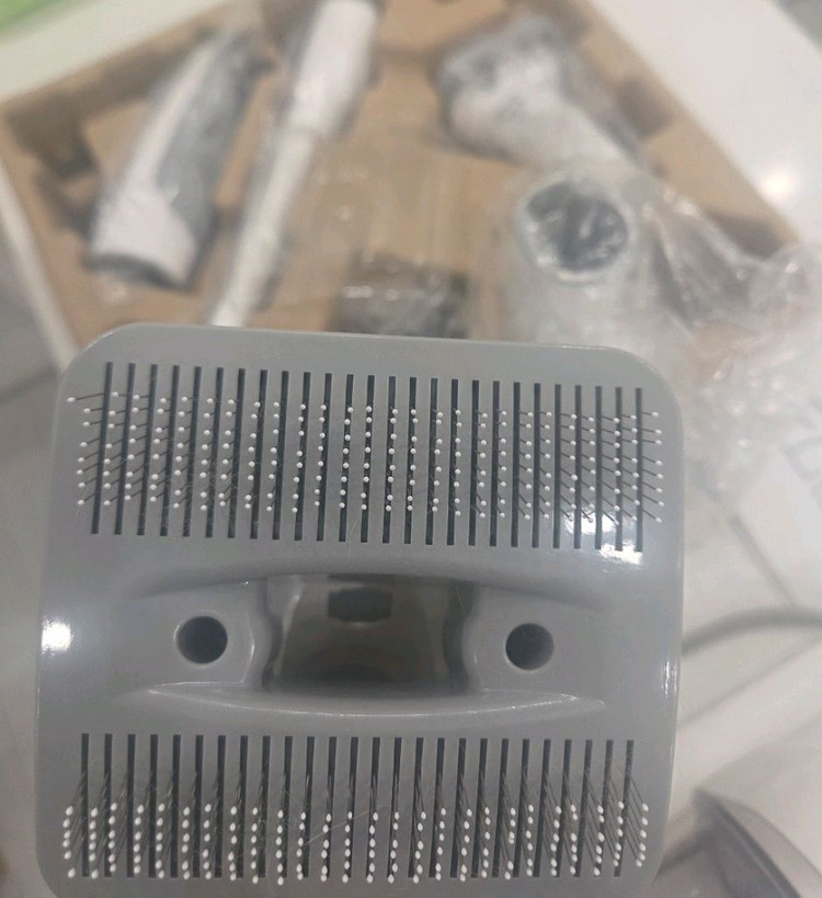 반려견 털 진공청소기 겸 미용바리깡--2