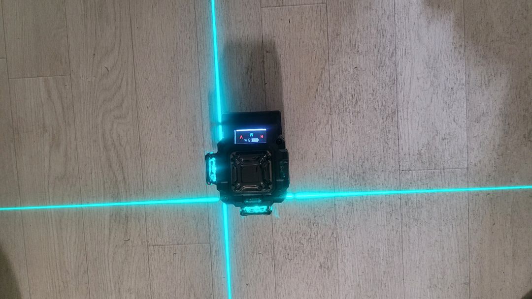 배터리추가 신형밀워키 레이저 레벨기 16라인--9