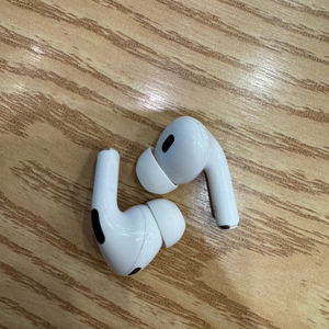 에어팟 프로 2세대 유닛 이미지