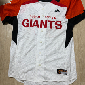 롯데 자이언츠 유니폼 판매합니다.
