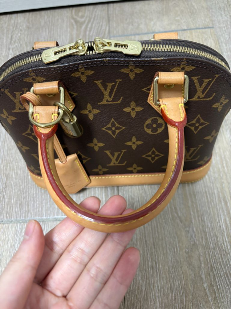 루이비통 알마BB 이미지