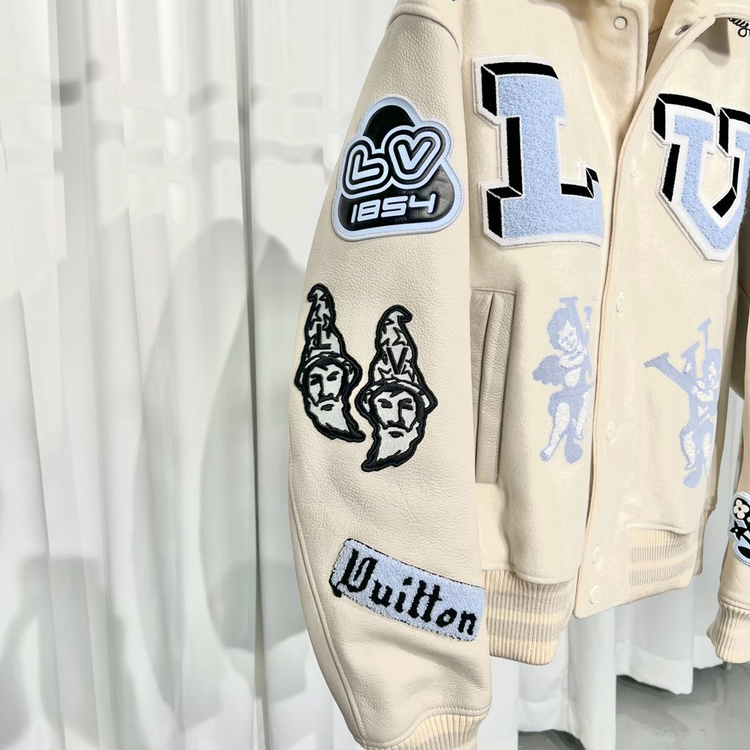 (50)루이비통 크림 바시티 자켓--4