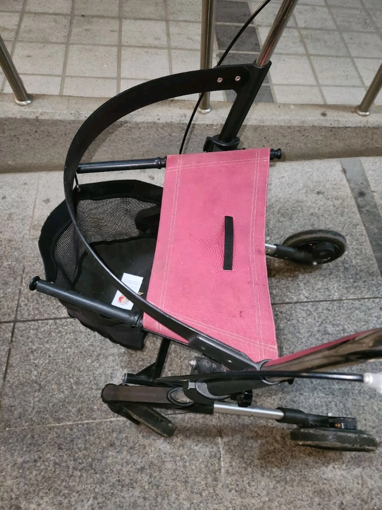 니스워커4S 휴대용 캐리어 어르신 보행기입니다 이미지