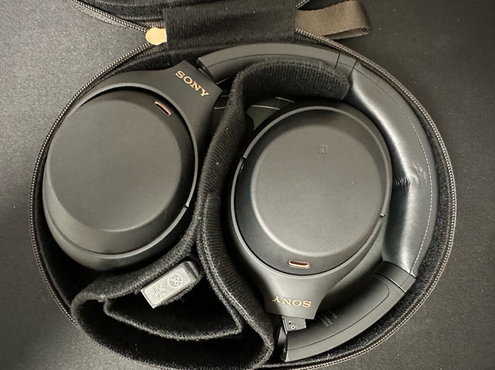 WH-1000XM4 소니 노이즈캔슬링 헤드폰--3
