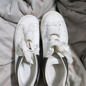 알렉산더 맥퀸 스니커즈 37