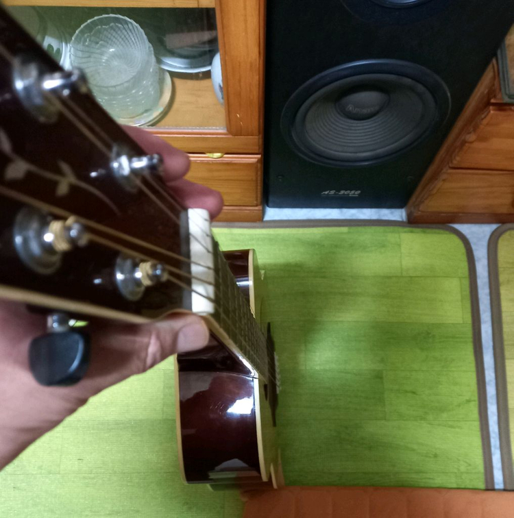 중고 데임 통기타( IRIS D70),가방 50000원--6