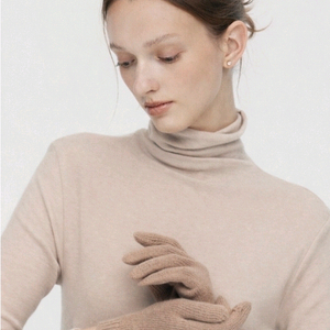 SIE시에 브리즈 터틀넥 티셔츠 더스티베이지 F