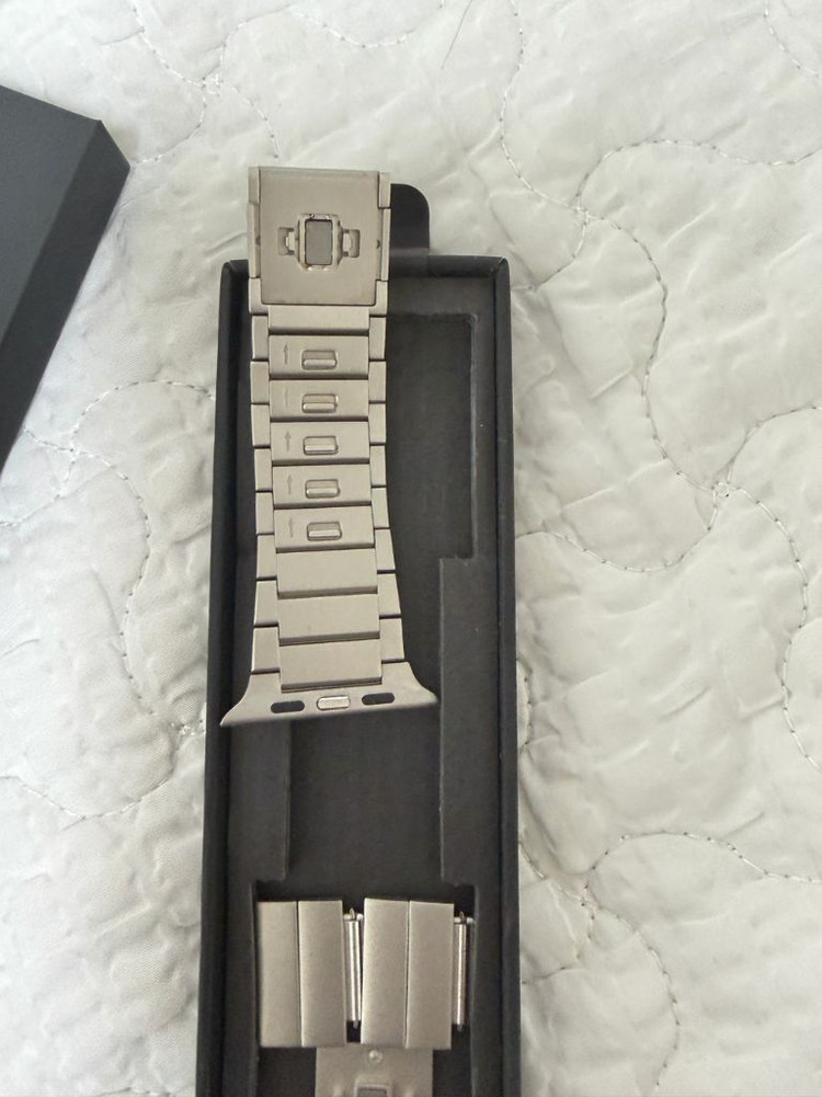 애플워치7 45mm 티타늄 팝니다 이미지