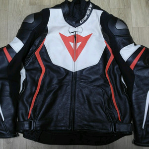 [신형]다이네즈 아브로4 가죽 자켓 58호 -검흰빨- 이미지