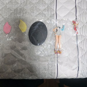 원피스 필름 레드 우타 UTA 피규어 그랜드라인 레이디 DXF (박스 없음)