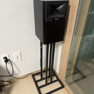 JBL 4305P 스튜디오 모니터 스피커 + 스탠드