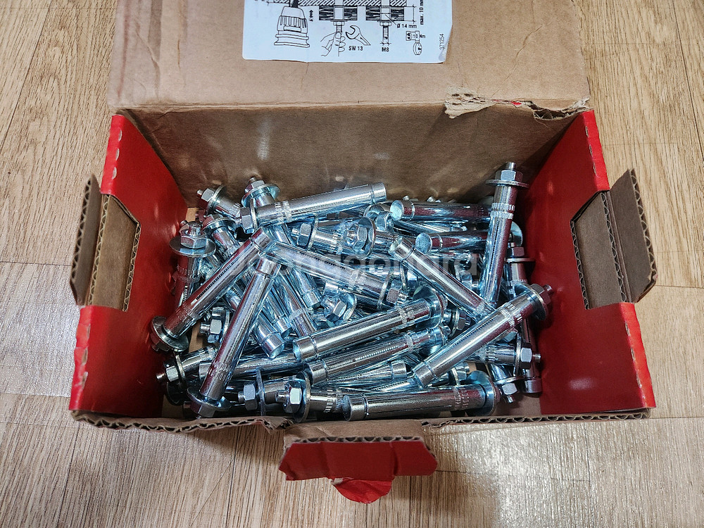 미사용 힐티 HKH M8/10 할로우데크 앙카 3박스 판매합니다--1