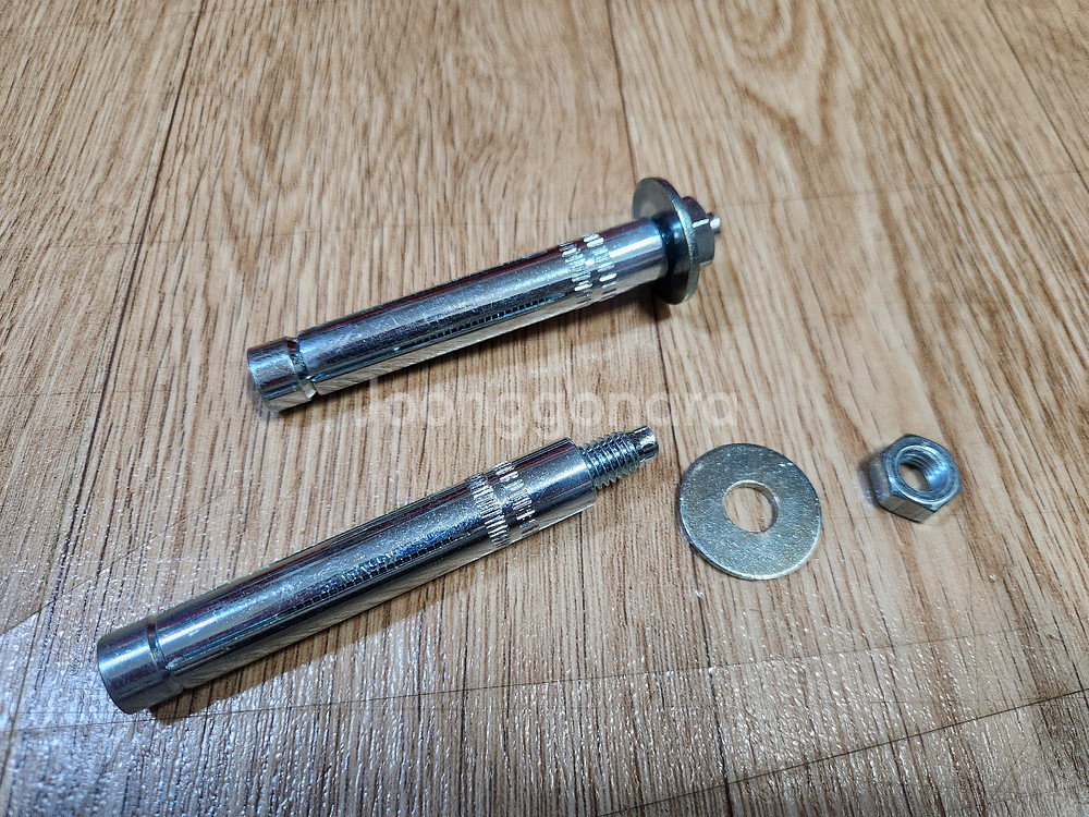 미사용 힐티 HKH M8/10 할로우데크 앙카 3박스 판매합니다--3