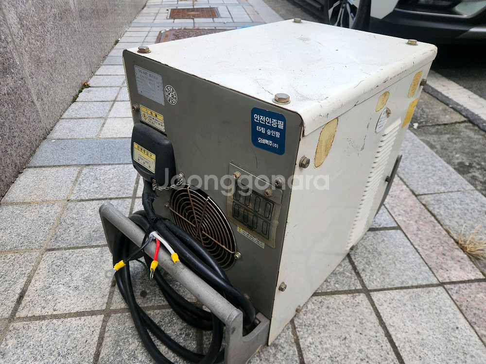 이수 300X 알곤용접기 판매합니다--5
